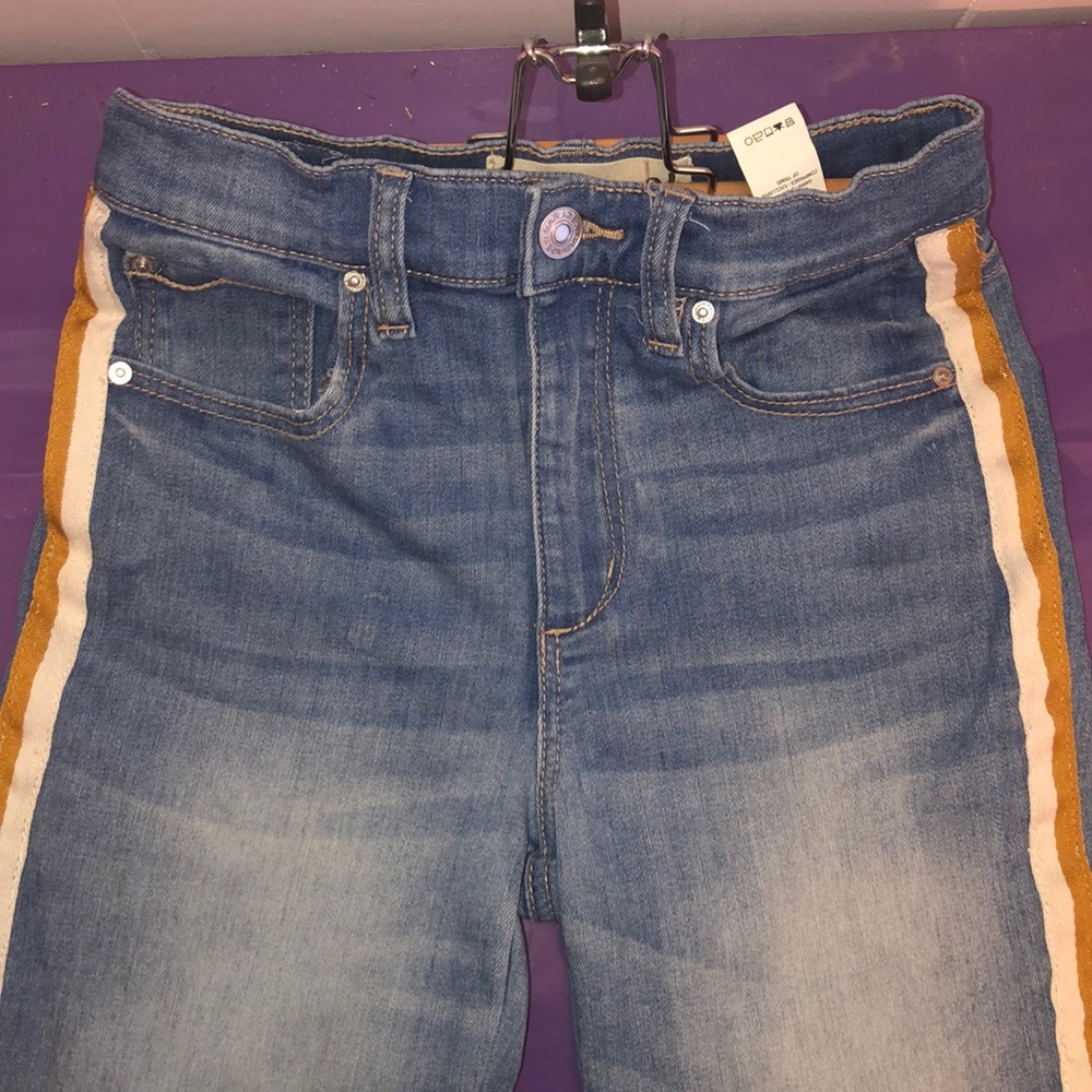 Garage jeans with yellow and white stripe💛🤍